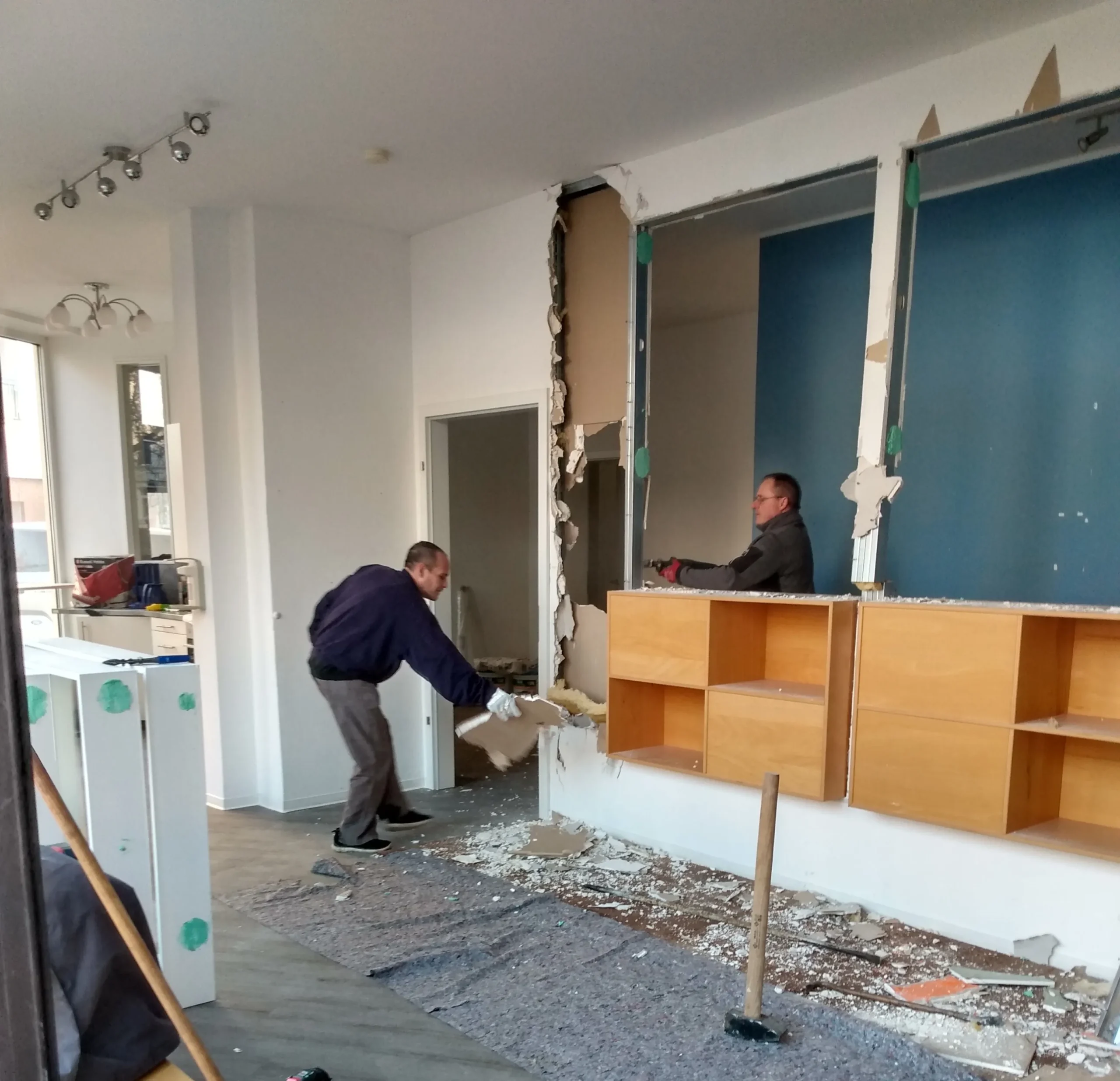 Renovierungsarbeiten beim Wanddurchbruch in der Glücksquelle Braunschweig